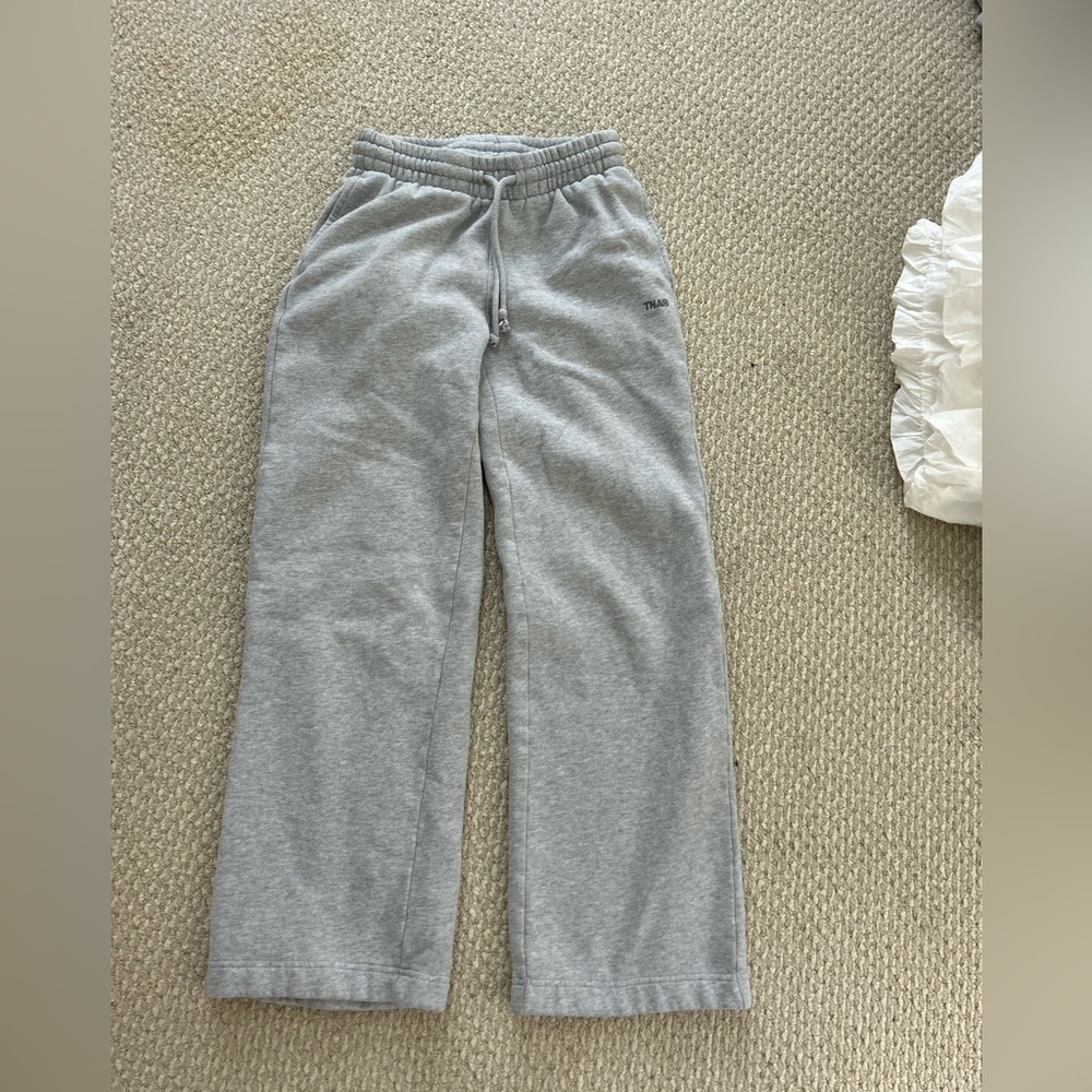Gray Aritzia TNA Sweatpants